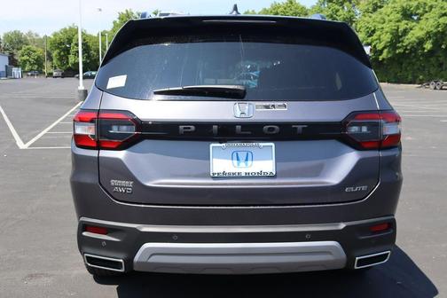 2025 Honda Pilot Elite