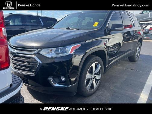 2021 Chevrolet Traverse LT Leather