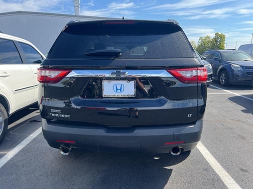 2021 Chevrolet Traverse LT Leather