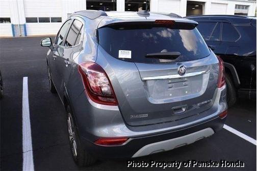 Photo 2 of 17 of 2019 Buick Encore Preferred