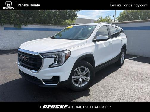 Summit White 2023 GMC Terrain SLE