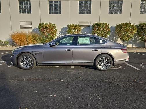 2025 Genesis G80 2.5T