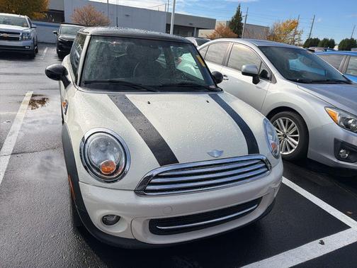 2013 MINI Hardtop Cooper