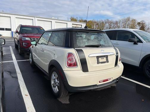 2013 MINI Hardtop Cooper