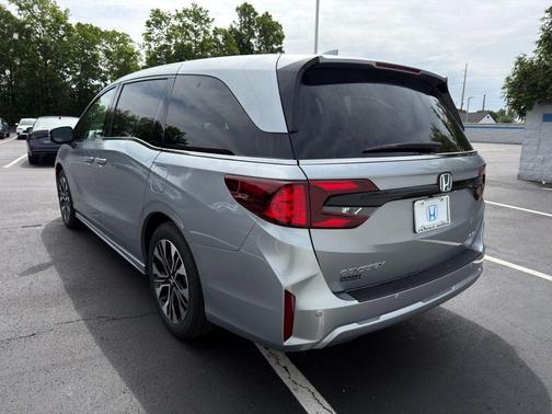 Silver 2026 Honda Odyssey Elite