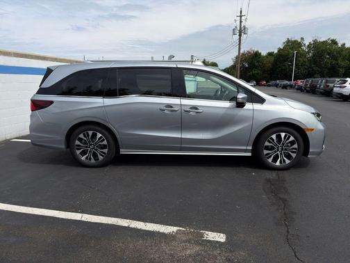 Silver 2026 Honda Odyssey Elite
