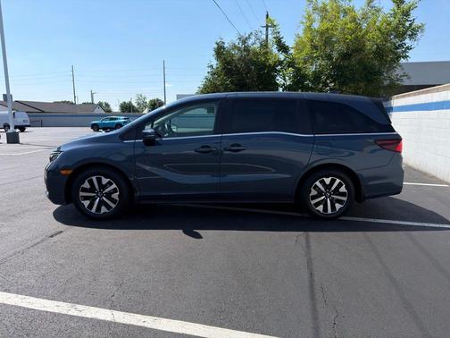 Blue Pearl 2025 Honda Odyssey EX-L