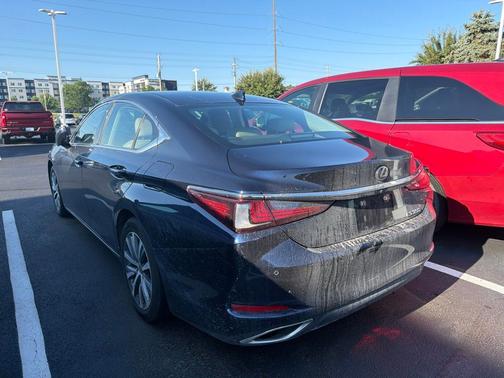 Mica 2021 Lexus ES 350 Base