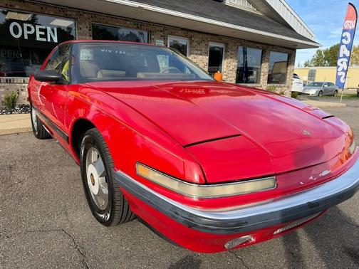 1988 Buick Reatta Base 2dr Coupe