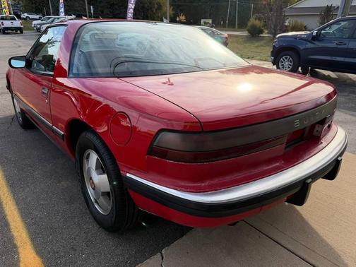 1988 Buick Reatta Base 2dr Coupe