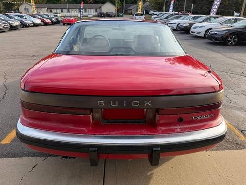 1988 Buick Reatta Base 2dr Coupe