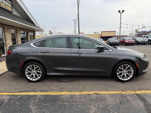 2015 Chrysler 200 C