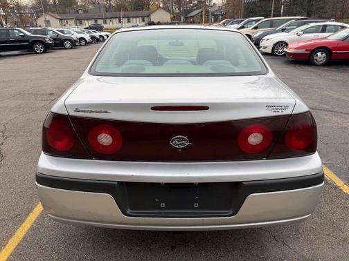 2002 Chevrolet Impala Base