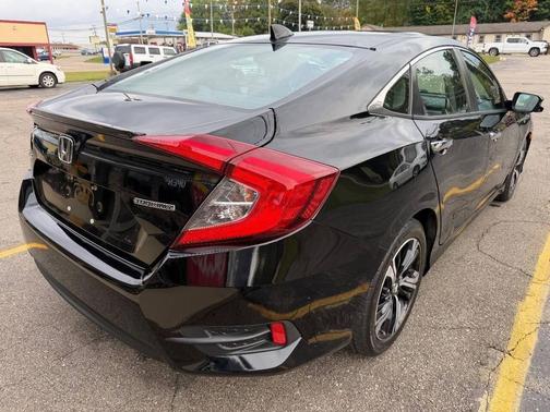 2016 Honda Civic Touring