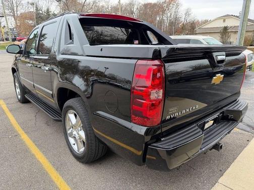 2013 Chevrolet Avalanche LTZ