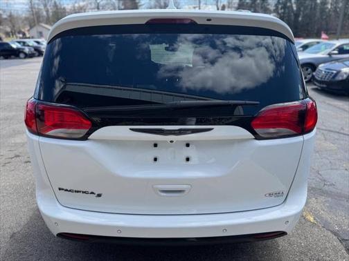 2019 Chrysler Pacifica Touring-L Plus