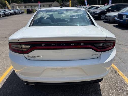 2016 Dodge Charger SXT