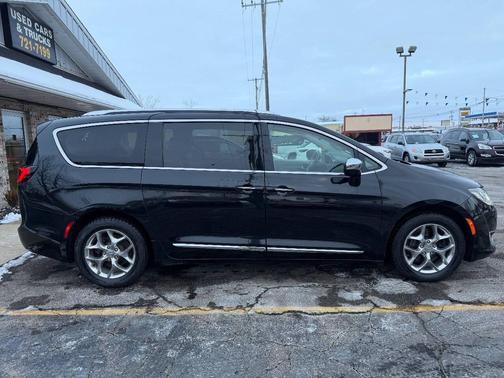 2018 Chrysler Pacifica Limited