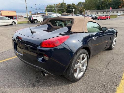2007 Pontiac Solstice Base 2dr Convertible