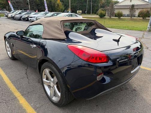 2007 Pontiac Solstice Base 2dr Convertible