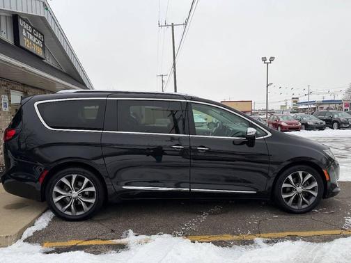 2018 Chrysler Pacifica Limited