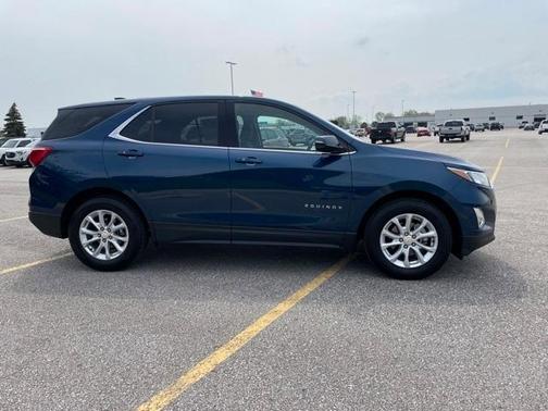 Photo 5 of 30 of 2019 Chevrolet Equinox 2LT