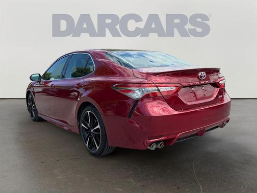 Pearl 2018 Toyota Camry XSE