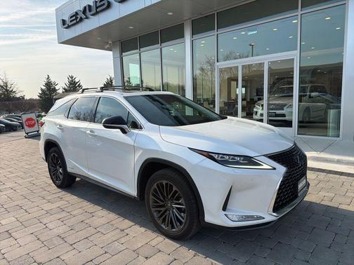 Eminent White Pearl 2022 Lexus RX 450h Base