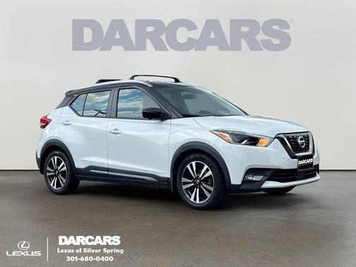 2020 Nissan Kicks SR