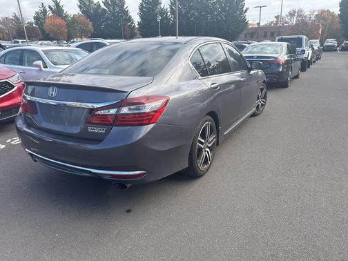 2017 Honda Accord Sport SE