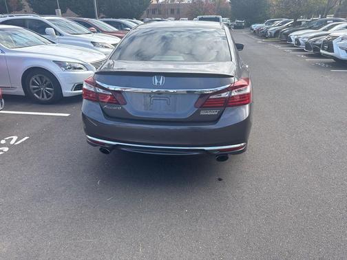 2017 Honda Accord Sport SE