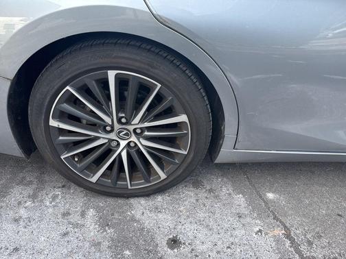 2023 Lexus ES 350 Base