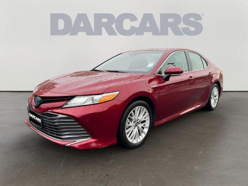 2018 Toyota Camry Hybrid XLE