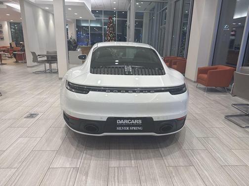 2023 Porsche 911 Carrera