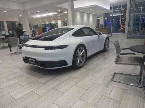 2023 Porsche 911 Carrera