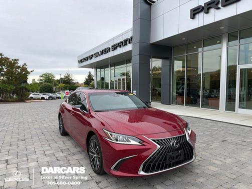 Matador Red Mica 2025 Lexus ES 300h Base
