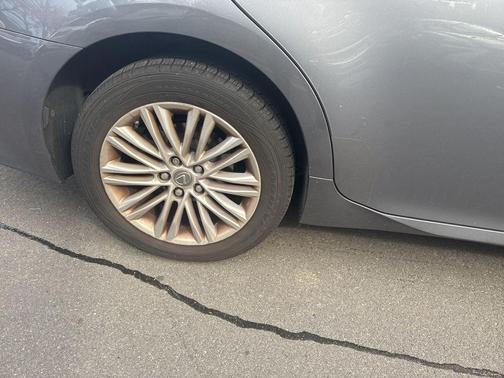 2015 Lexus ES 350 Crafted Line