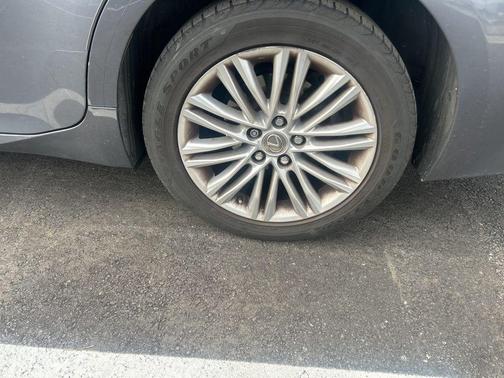 2015 Lexus ES 350 Crafted Line