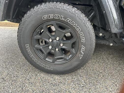 2021 Jeep Gladiator Willys 4x4