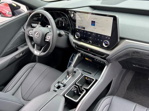 2025 Lexus TX 500h F SPORT Premium