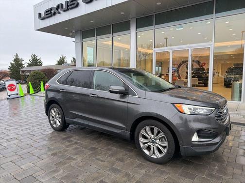 Magnetic 2019 Ford Edge Titanium