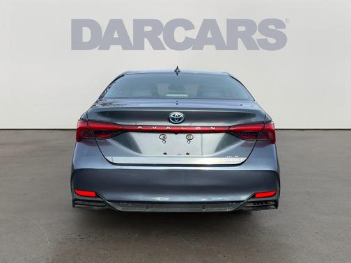 2019 Toyota Avalon Hybrid XLE Plus