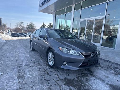 2014 Lexus ES 300h Base