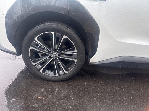 2023 Toyota bZ4X Limited