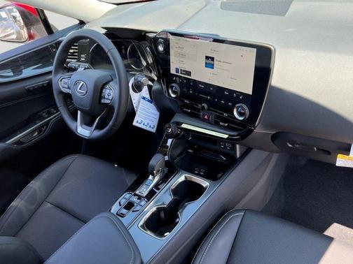 2025 Lexus NX 350 Premium