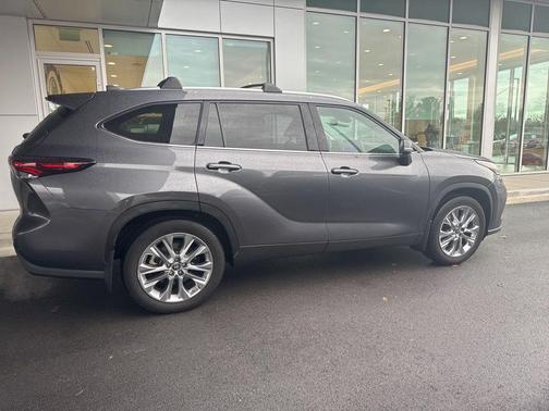 2024 Toyota Highlander Limited