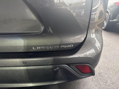 2024 Toyota Highlander Limited
