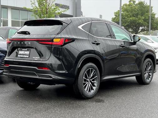 2025 Lexus NX 350h Premium