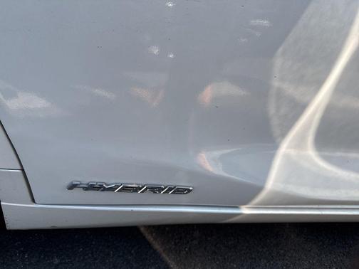 2021 Lexus ES 300h Base