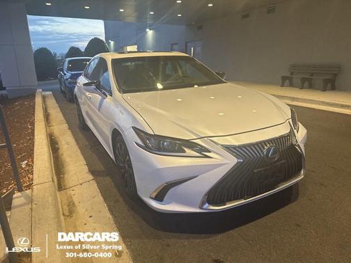 2021 Lexus ES 300h Base